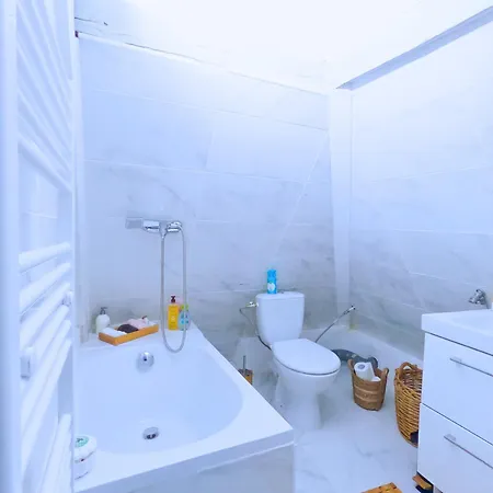 Apartament ꨄ Le Pied A Terre - Centre - Calme *