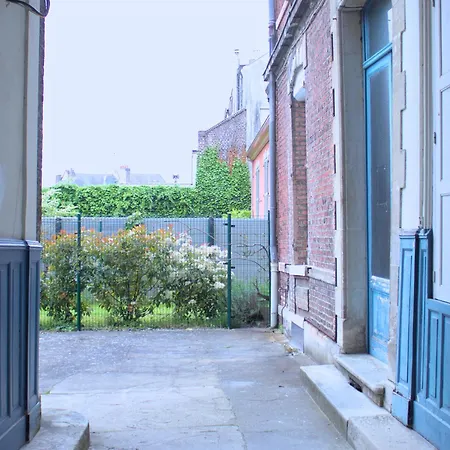 Apartament ꨄ Le Pied A Terre - Centre - Calme Saint-Quentin (Aisne)